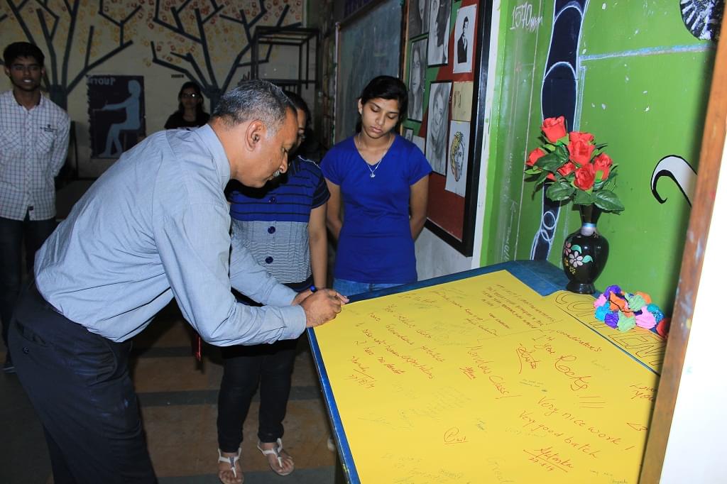 Dr DY Patil College of Architecture Akurdi Pune Exhibition photo 2